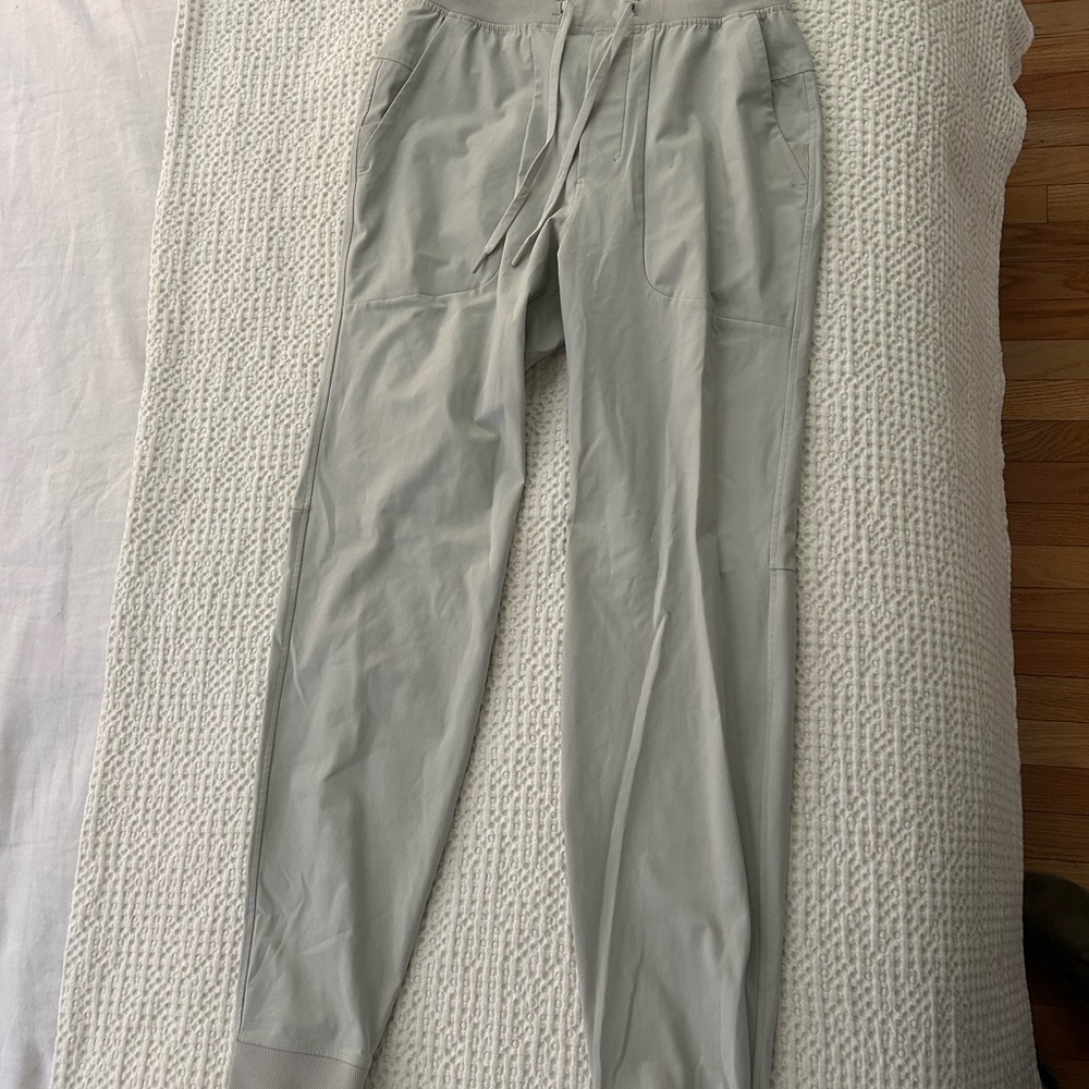 lululemon athletica Light Gray women’s  Joggers